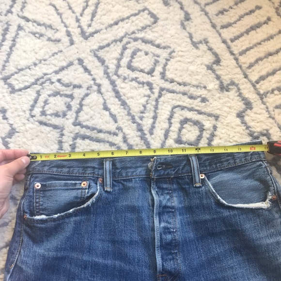 Vintage Levi’s 501 high rise jeans - Picture 3 of 5